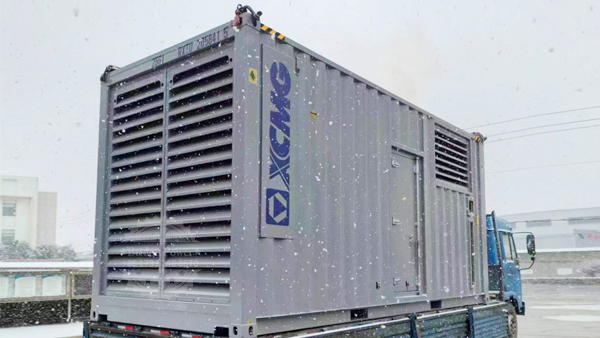 Aceptación de generador diésel tipo contenedor de 600 KW