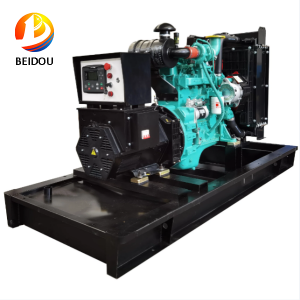 အသံတိတ်ကာဗာဖြင့် 140KVA OEM Cummins ဒီဇယ်မီးစက်တပ်ဆင်ထားသည်။